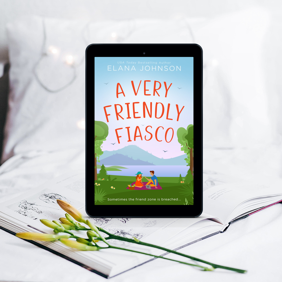 Book 5: A Very Friendly Fiasco (Cider Cove Sweet RomCom)