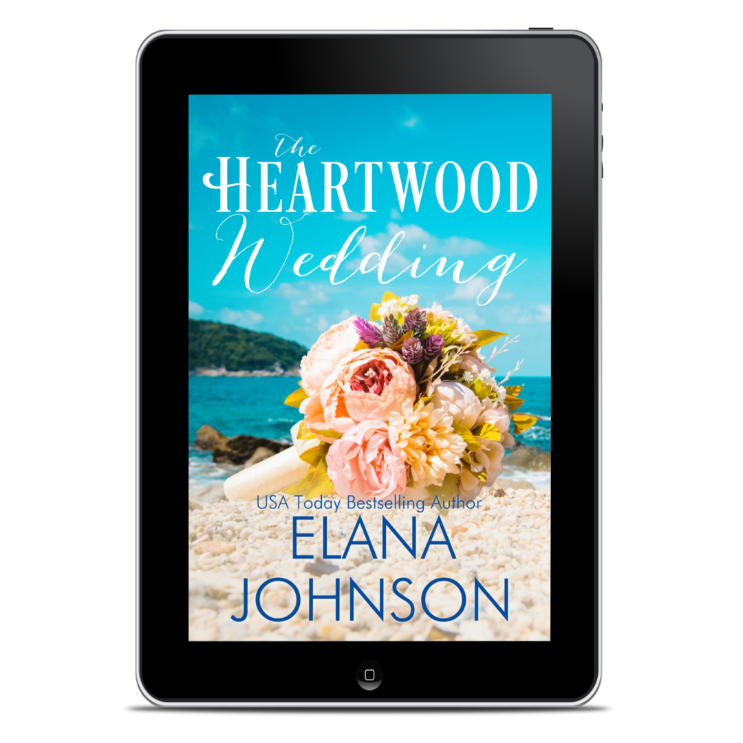 Book 4: The Heartwood Wedding (Carter's Cove Beach Romance)