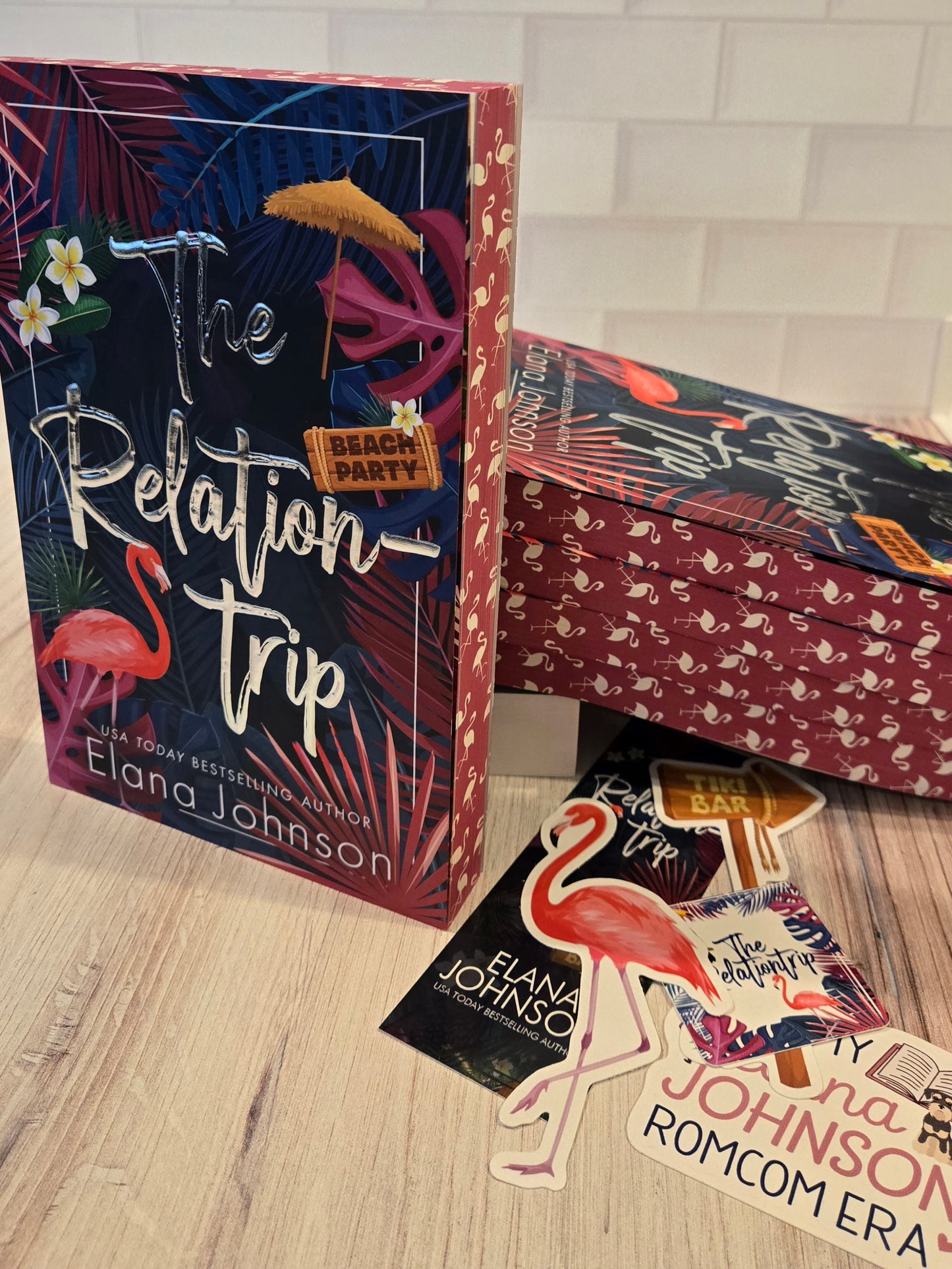 The Relationtrip Special Edition — Flamingos and Foil!
